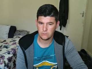 brendansexyboy098754pinhead webcam model stream image