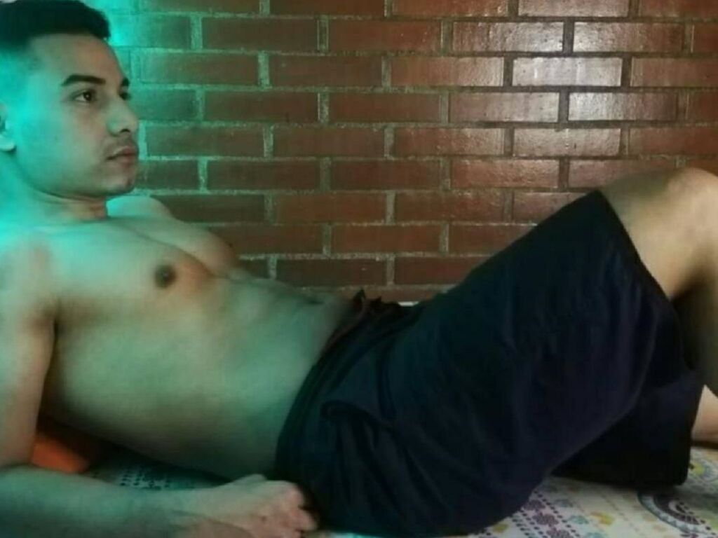 MattKelly webcam model stream image