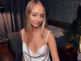 Pearly Vogelsang webcam model stream image