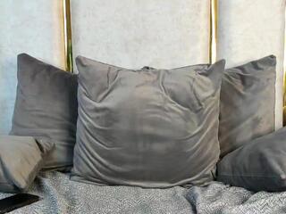 Glen Connor webcam model stream image