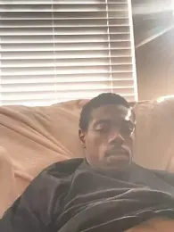 Hellboy223762 webcam model stream image