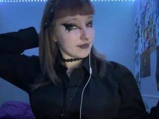 maydenner webcam model stream image