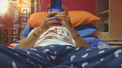 greudeucis2 webcam cam4 model stream image