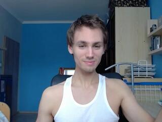 Bradley Owens webcam model stream image