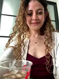 alana15 webcam model stream image