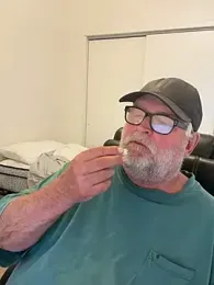 Drummajor webcam model stream image