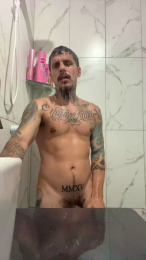 Checkmatte43 webcam model stream image
