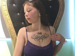 mery-02 webcam model stream image