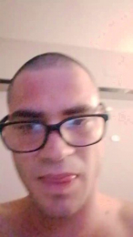 Elrusito23qw webcam model stream image