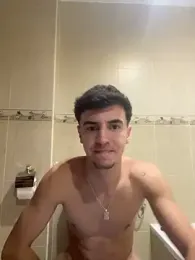kingale- webcam model stream image
