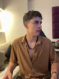 AdrianRinaldi webcam model stream image