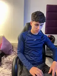 AdrianRinaldi webcam model stream image