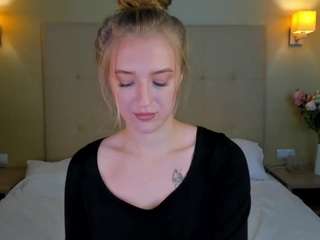 stacy-river webcam model stream image