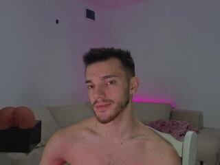 Dominic Valent webcam model stream image