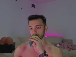 Dominic Valent webcam model stream image