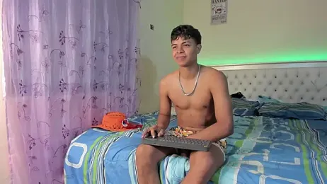 dafnezahiraa_ webcam model stream image