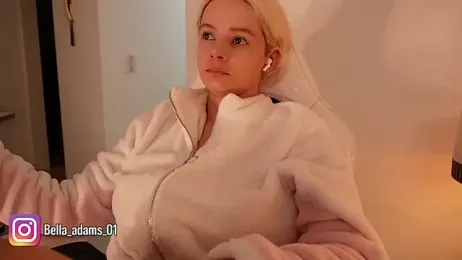 bella_adams_ webcam model stream image