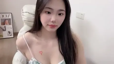 suki-1 webcam stripchat model stream image