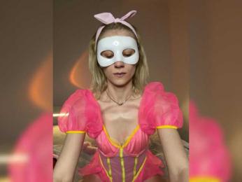 MaskedBabesVIP webcam model stream image