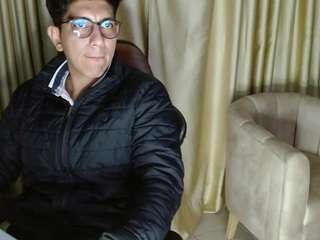 noah-cock webcam model stream image