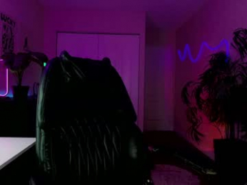 oliviaowens webcam model stream image