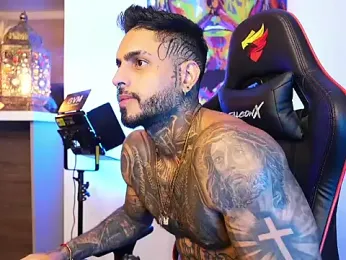 logan_hugh8 webcam model stream image