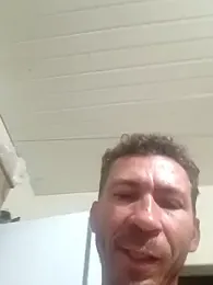 RobertoLuiz84 webcam stripchat model stream image