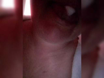 LikaBest webcam model stream image