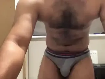 bobgot17cm webcam model stream image