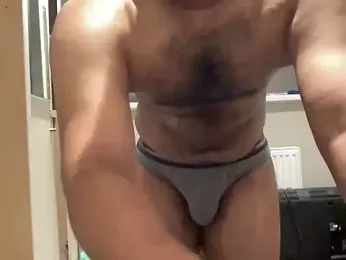 bobgot17cm webcam model stream image