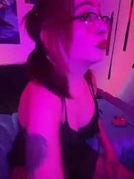 MiniMonroe webcam model stream image