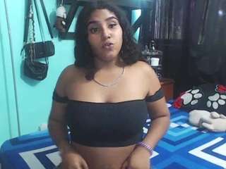 pierpierina webcam model stream image