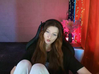 Klybnika_xx webcam model stream image