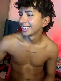 Leonarrrd_01 webcam model stream image