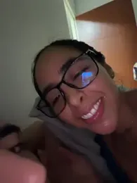sophierooy22 webcam model stream image