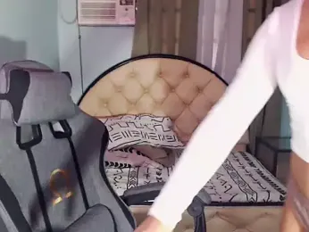SexxyTsLoverr webcam model stream image