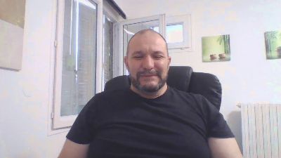 DaddyBearLive webcam model stream image