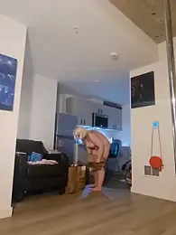 RaisingDaisy webcam model stream image