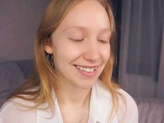 tiensaucer webcam model stream image