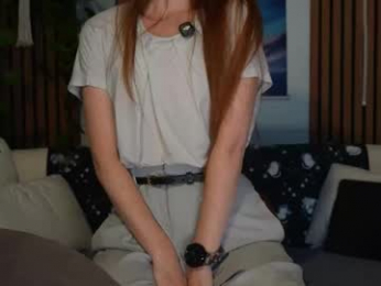 honeyumtoast webcam model stream image