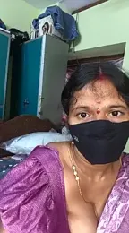 hotladyIndian1 webcam model stream image