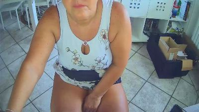 moniba webcam model stream image