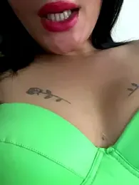 hotbeurette webcam model stream image