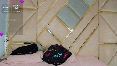 Loreanna_ webcam model stream image