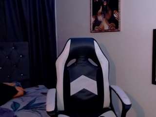 adharaamoon webcam model stream image