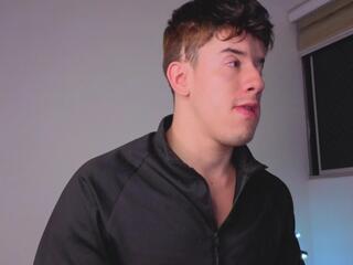 Maxx Coopper webcam flirt4free model stream image