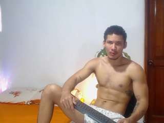 brandonsw24 webcam camsoda model stream image