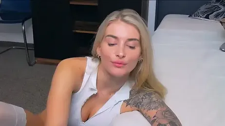 Lia_Benini webcam model stream image