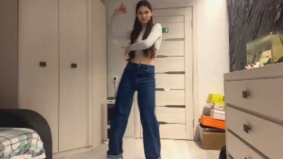 VasilikiClovis webcam cam4 model stream image