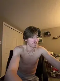 CollegeBull19 webcam model stream image